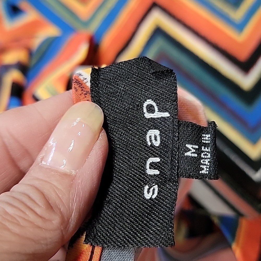 Snap Size M Chevron Pattern Fit & Flare Faux Wrap Dress, Gently Used Condition - Picture 10 of 10